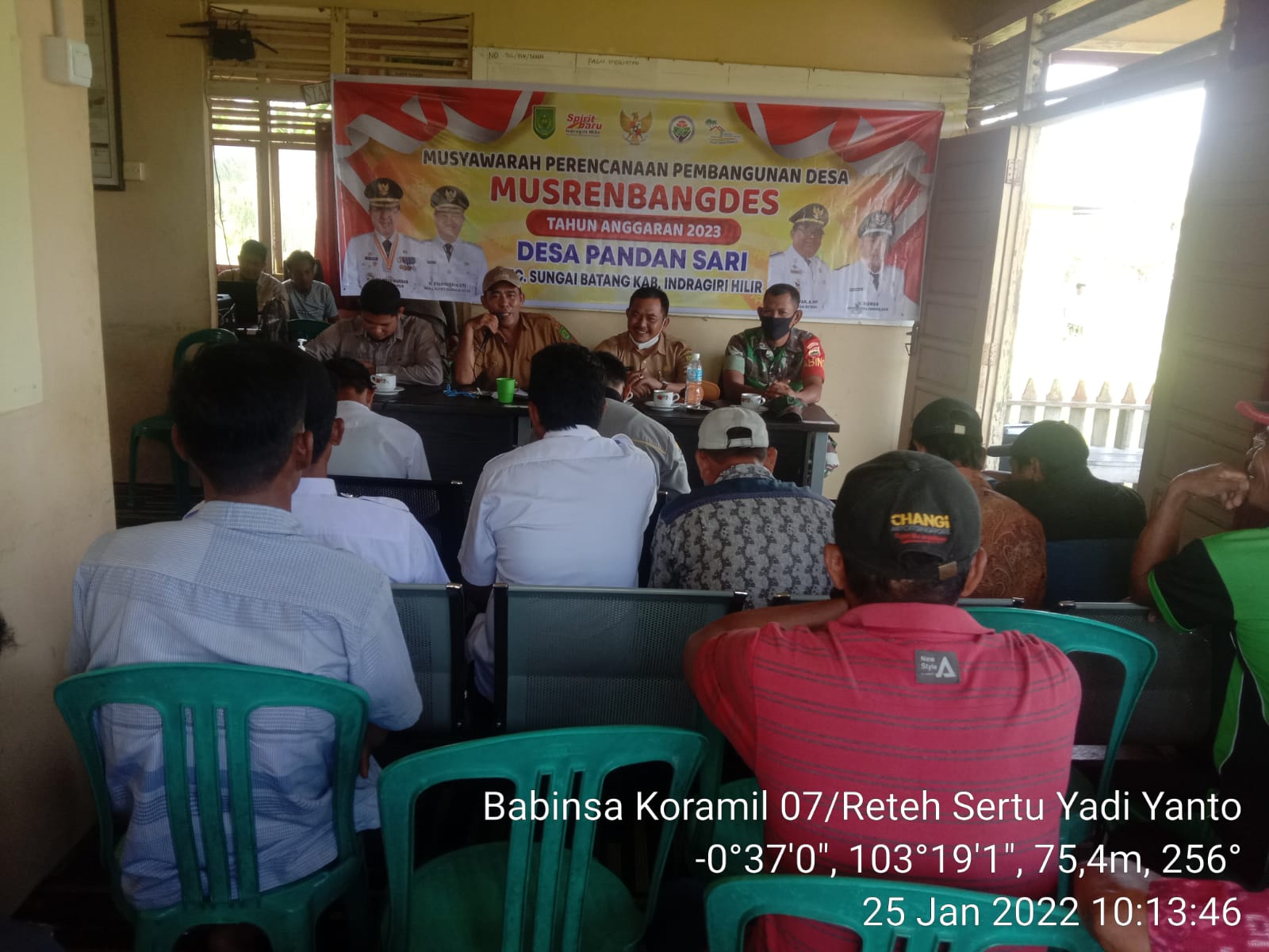 Dukung Pembangunan, Babinsa Koramil 07/Reteh Hadiri Musrembang di Desa Pandan Sari