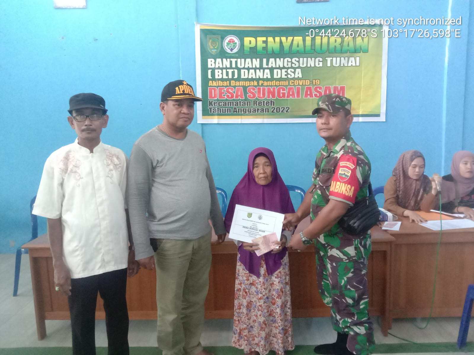 Danramil 07/Reteh Hadiri Penyaluran BLT Dana Desa Tahap Ke 10