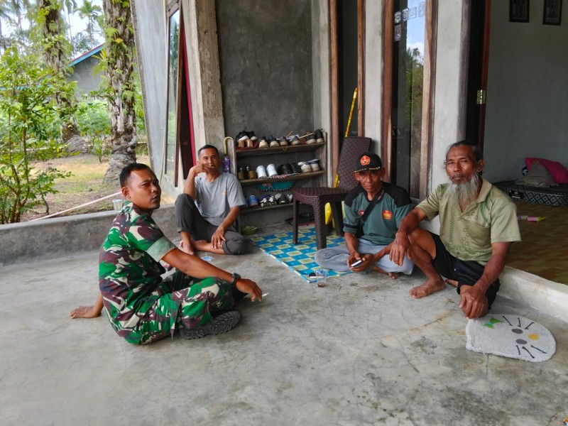Babinsa Koramil 03/Tpl Aktifkan Sinergi dengan Warga Rumbai Jaya, Perkuat Kerukunan Sosial
