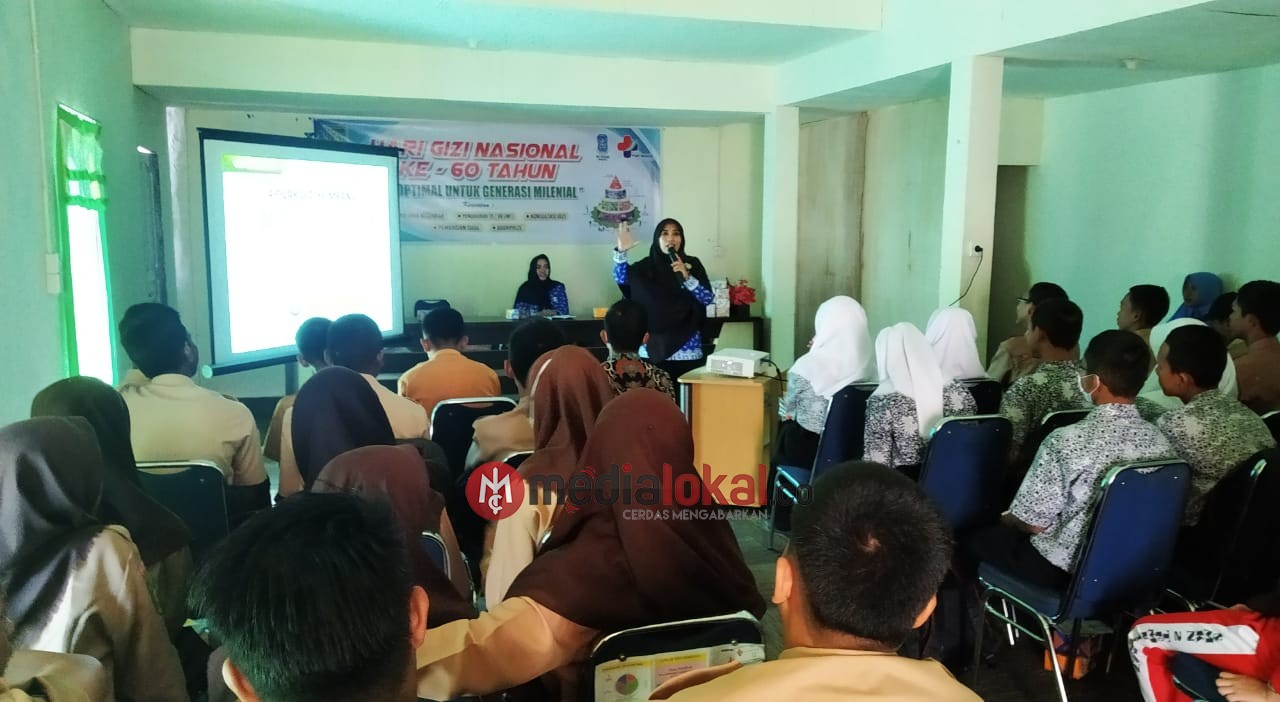 Hari Gizi Nasional ke-60, Tim PKRS RSUD Puri Husada Tembilahan Laksanakan Penyuluhan dan Sosialisasi
