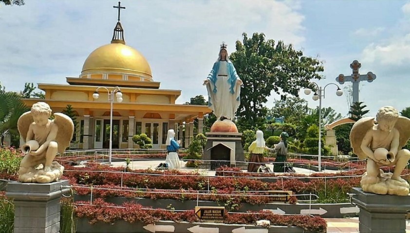 Taman Doa Santa Perawan Kota Sragen Jadi Magnet Wisatawan Berbagai Agama