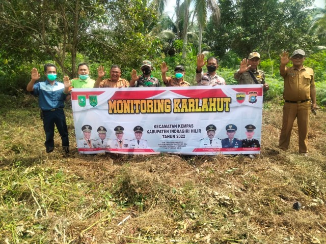 Babinsa 03/Tempuling Dan Tim Gabungan Lakukan Monitoring dan Imbauan Karhutla