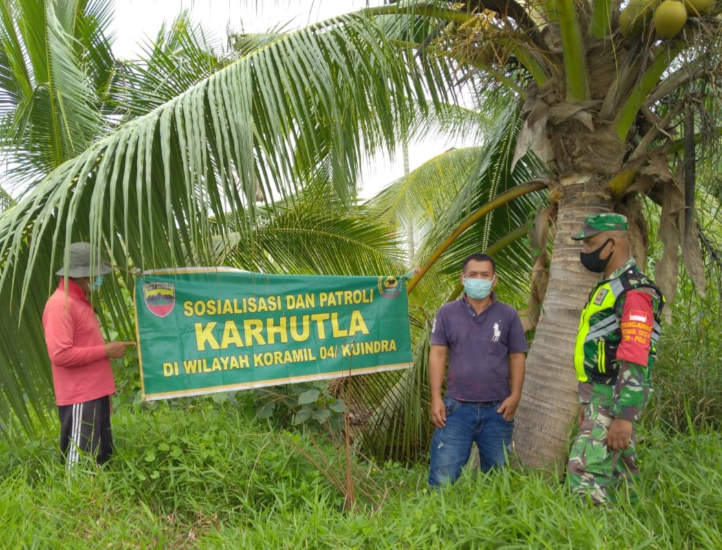 Sudah Musim Kemarau, Serda Mulyadi Semakin Gencar Lakukan Patroli dan Sosialisasi Karhutla