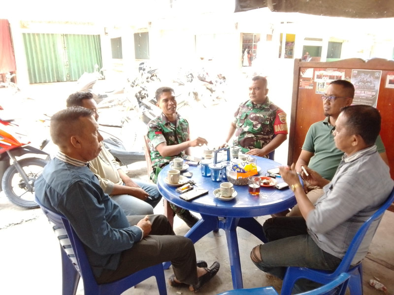 Wujudkan Pemilu Damai 2024 Bersama Babinsa Serka Ferry Barus dan Warga