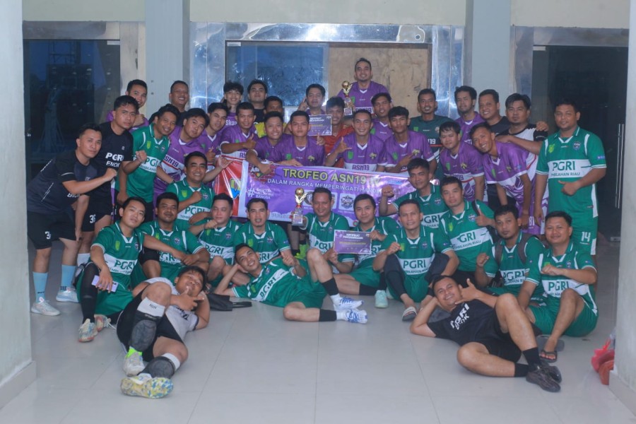 Dari Lapangan untuk Silaturahmi: ASN19 Juara Trofeo Champions, Pererat Persaudaraan Guru Inhil di Hardiknas