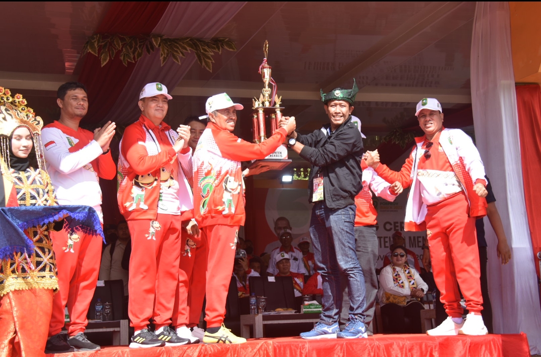 Bengkalis Juara Umum Porprov X Riau Kuansing