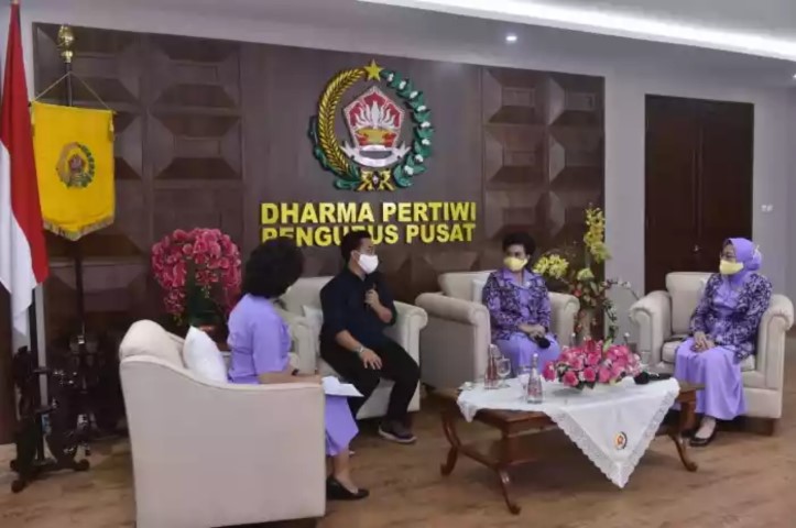 Ketum Dharma Pertiwi Silaturahmi Virtual Dengan Ketua Daerah Dharma Pertiwi di Seluruh Indonesia