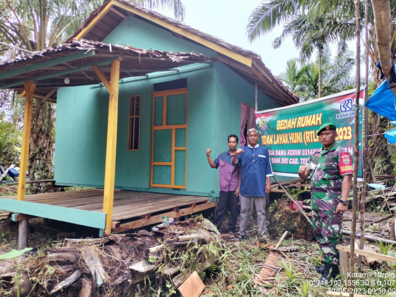 Rehab Rumah Warga, Koramil 10/Pelangiran di Hati Rakyat