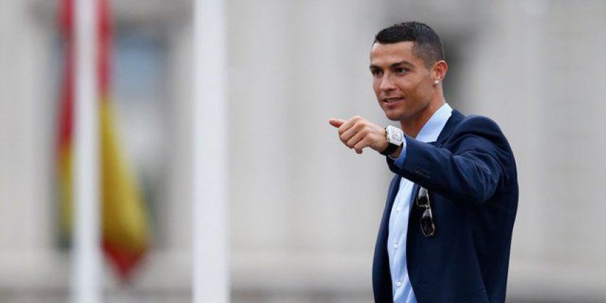Besok, Ronaldo Akan Terbang ke Turin 