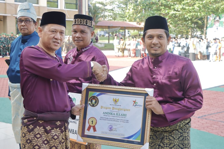 Pj Bupati Pimpin Upacara Peringatan Hari Jadi Kabupaten Kampar Ke-75