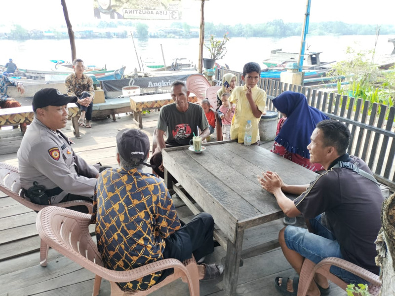 PS Kasium Polsek Gaung Bripka Iwan Riyadi Laksanakan Cooling System Dalam Rangka Operasi Mantap Praja Tahun 2024