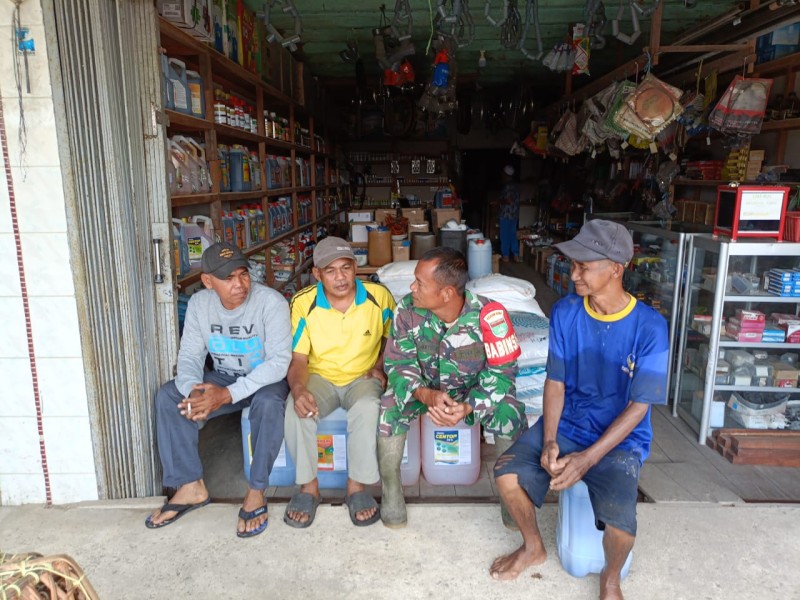 Babinsa 05/Gas Serda Rudi Hartono Ciptakan Keakraban dengan Warga Binaan Melalui Komsos dan SDM