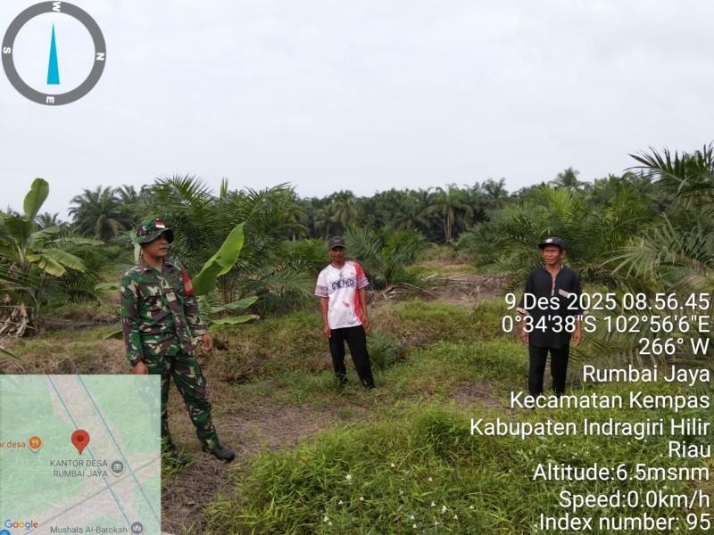 BABINSA SERDA SUIRWANSAH PATROLI TAPAL BATAS RUMBAI JAYA – TAK ADA TITIK API, SITUASI AMAN TERKENDALI