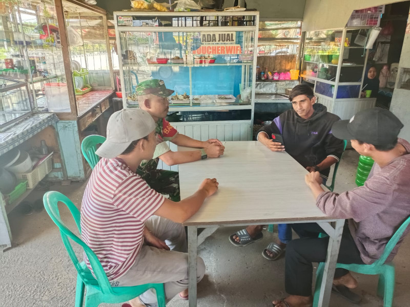 Bina Mitra Karib Babinsa Koramil 03/Tpl Temui Tokoh Pemuda