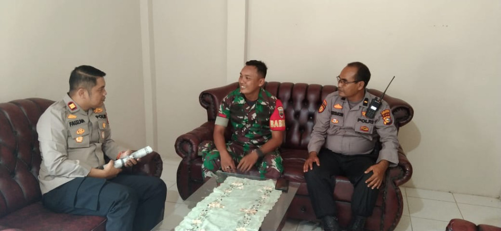 Wujudkan Sinergitas TNI-Polri, Babinsa Silaturahmi Ke Polsek Gaung Anak Serka