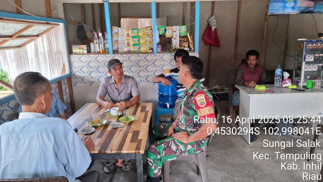 Komsos yang Menghubungkan: Babinsa Koramil 03/Tpl Jalin Komunikasi Efektif Dengan Tomas Dan Toda