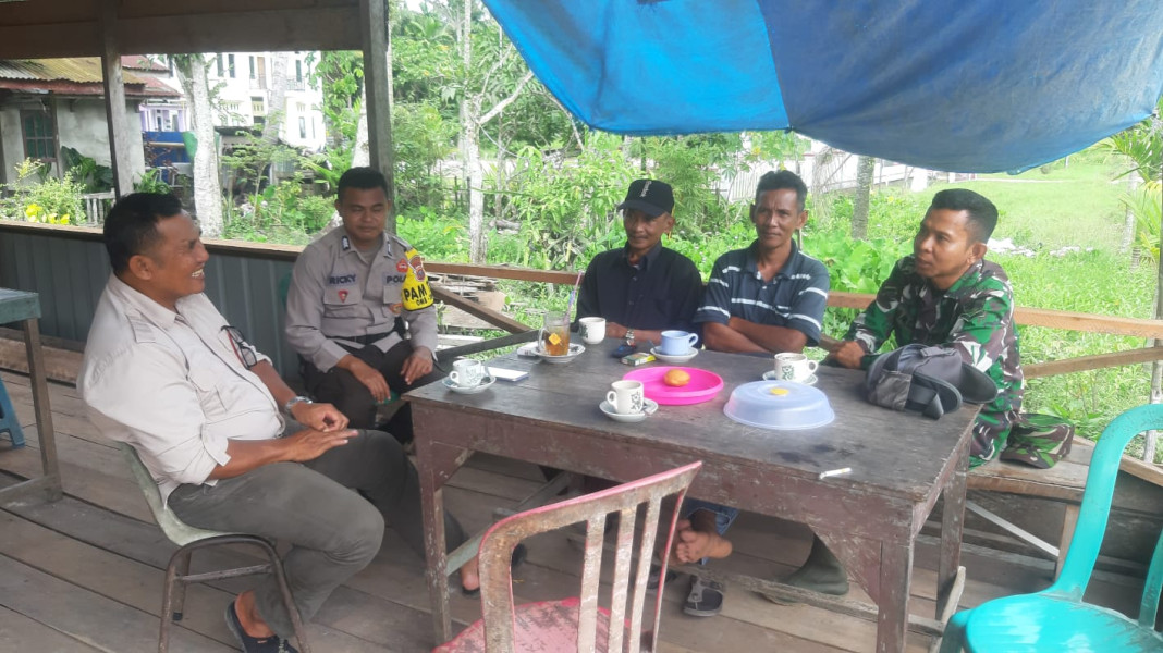 Berikan Himbauan Terkait Narkoba, Serda M. Tahir Rutin Turun Ke Wilayah Binaan