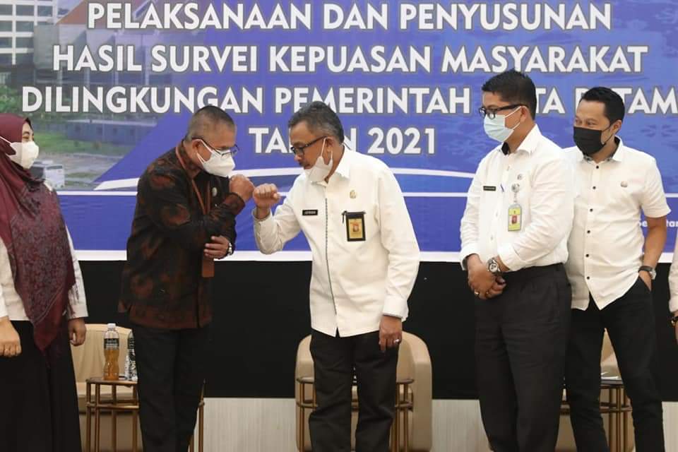 Jefridin Buka Bimtek Pelaksanaan dan Penyusunan Survey Kepuasan Masyarakat