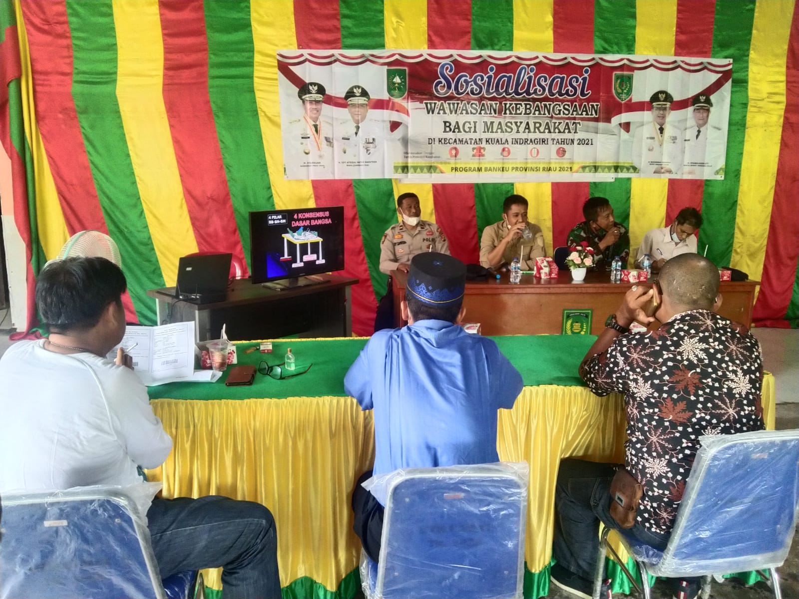 Pelda Zulfahmi Berikan Materi Wawasan Kebangsaan di Aula Kantor Camat Kuindra