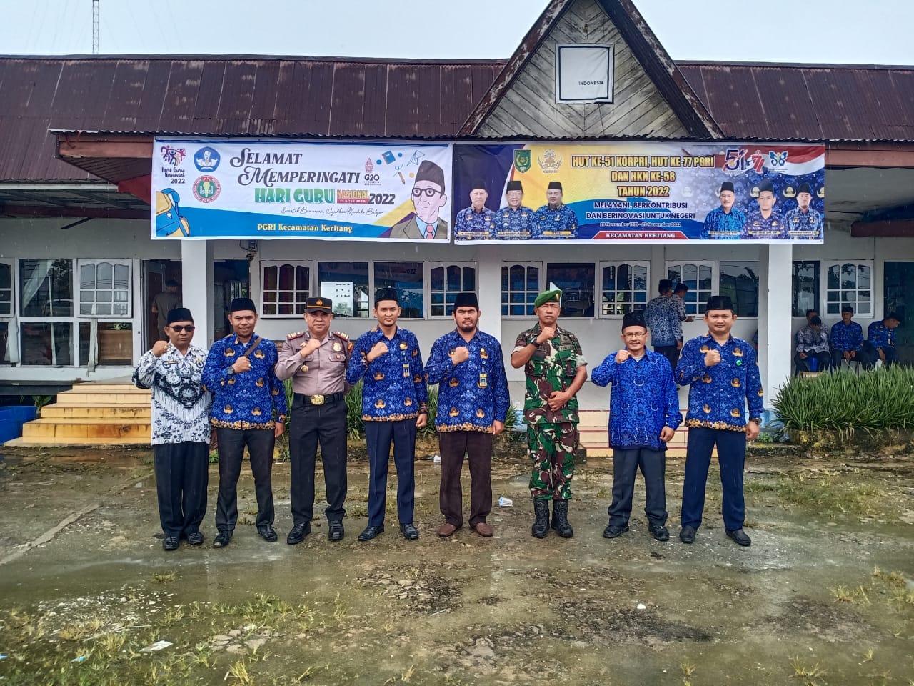 Gelar Upacara HUT KOPRI, PGRI dan HUT Kesehatan Nasional Diikuti Oleh Danramil 09/Kemuning