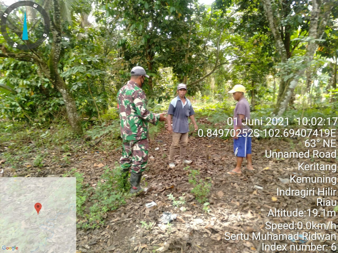 Cegah Karhutla, Babinsa 09/Kemuning Tingkatkan Patroli dan Sosialisasi di Sekayan