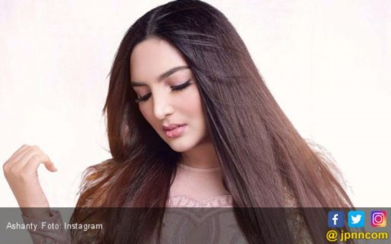 Digugat Rp 9,4 Miliar, Ashanty Menolak Berdamai