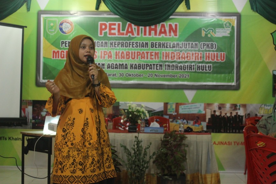 Ketika Pendidikan Karakter Menghadapi Tantangan:  Dapatkah Hypnoteaching Menjadi Solusi?