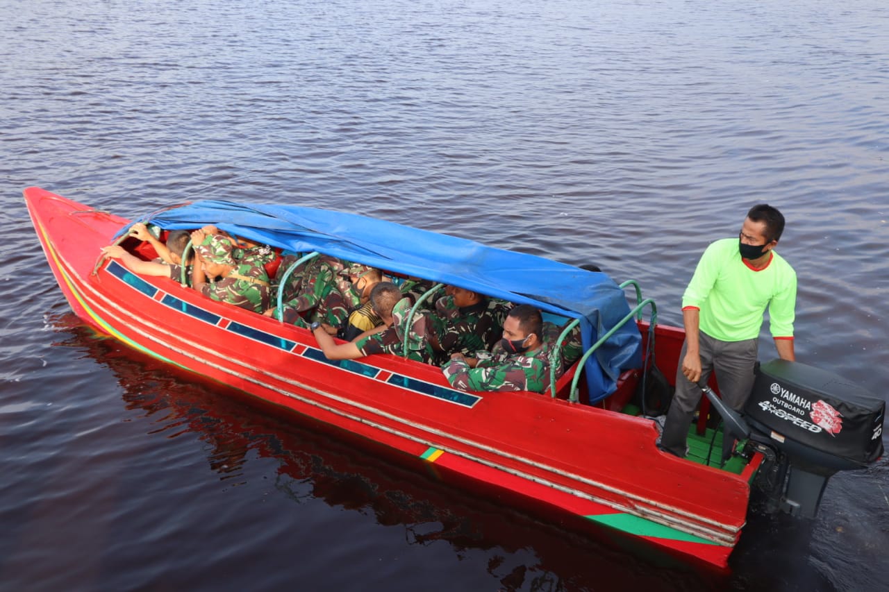 Gunakan Speed Boat, Satgas TMMD Berangkat ke Lokasi Sasaran