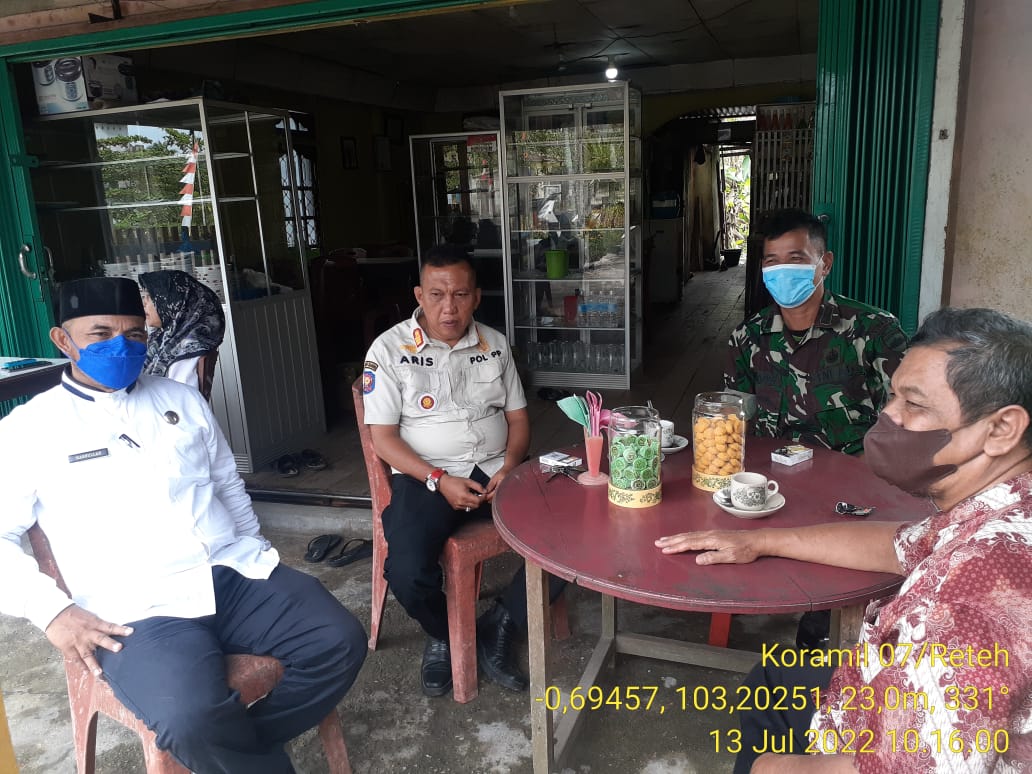 Terus Lakukan Kerjasama Yang Baik Antara Babinsa Koramil 07/Reteh Dengan Tomas