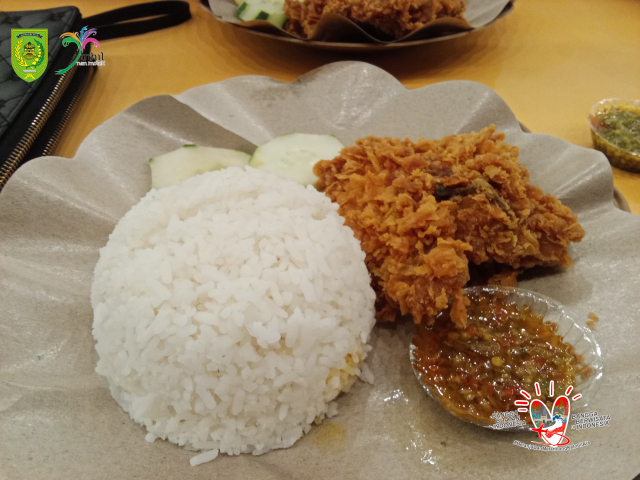 Waw, Aisyah Fried Chiken Berikan Banyak Pilihan Sambal, Yuk Cobain