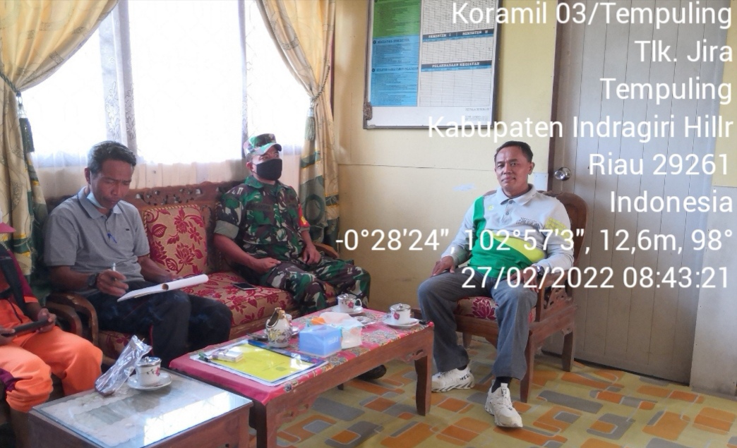 Koramil 03/Tempuling Sertu Maihasan Laksanakan Komsos Dengan Toda dan Tomas 