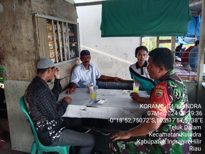 Babinsa Koramil 04/Kuindra Berikan Himbauan Untuk Terus Jaga Persatuan dan Kesatuan Bangsa Di Era Modernisasi