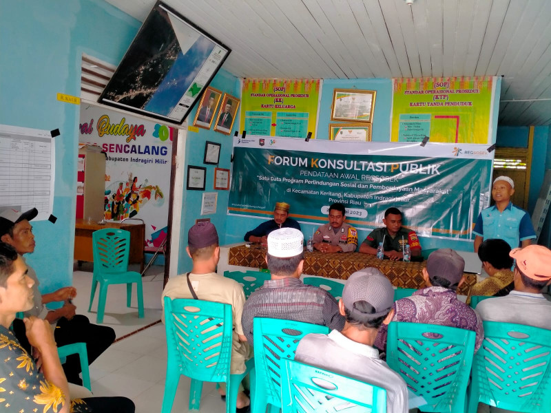 Danramil 09/Kemuning Sampaikan Penjelasan Tentang Pengisian Data Dari Tim FKP