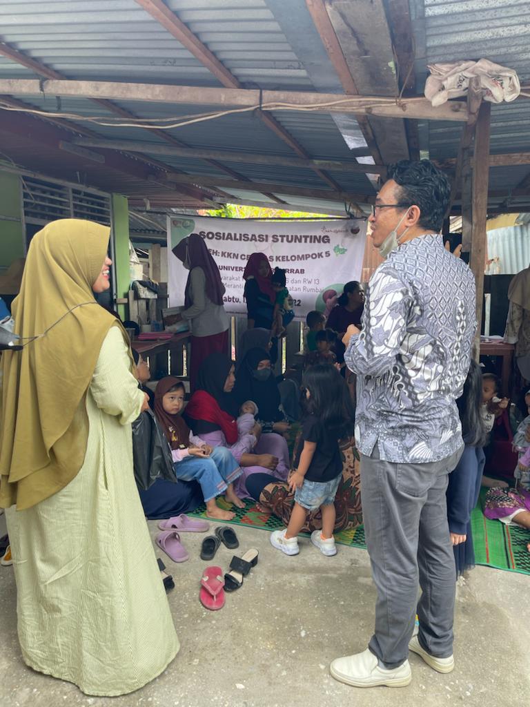 Mahasiswa Universitas Abdurrab Gelar Gerakan Filantropi Bidang Kesehatan