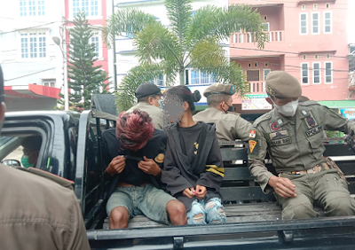 Meresahkan, Satpol PP Inhil Tangkap Pocong dan Manusia Silver