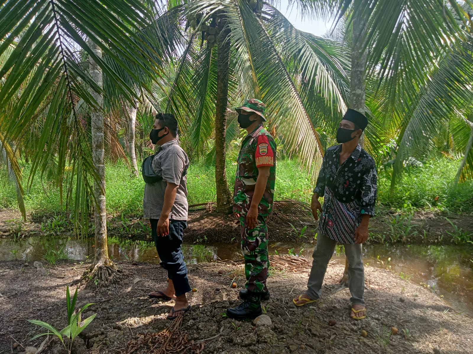 Himbauan Kepada Warga Agar Tetap Jaga Hutan dan Lahan Bersama Babinsa Koramil 04/Kuindra