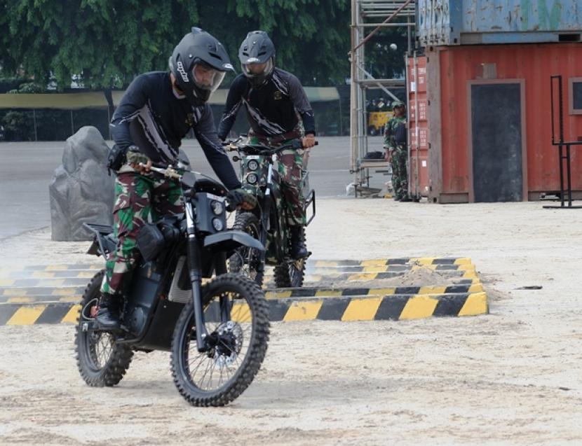 Motor Listrik Militer E-Tactical akan Digunakan di Semua Matra TNI