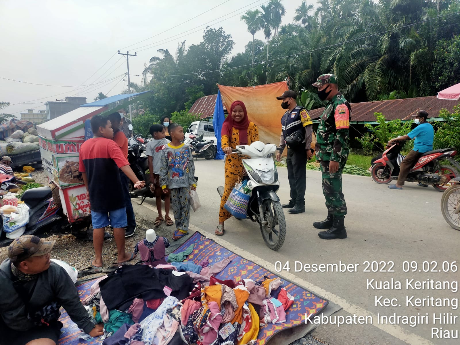 Bersama Kopda Nasrianto Rutin Lakukan Penerapan Prokes