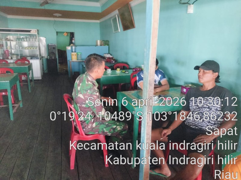 Babinsa Koramil 04/KUINDRA Ajak Masyarakat Jaga Keamanan dan Ketertiban Melalui Pengawasan SDM