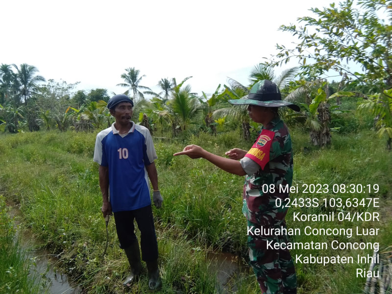 Pencegahan Karhutla Melalui Komsos Oleh Babinsa Koramil 04/Kdr