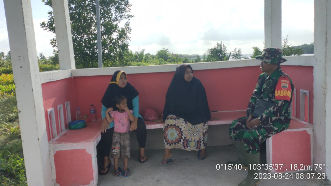 Wujudkan Kekompakan, Koramil 10/Pelangiran Selalu Jaga Tali Silaturahmi dan Berikan Informasi Terkait Perkembangan Wilayah