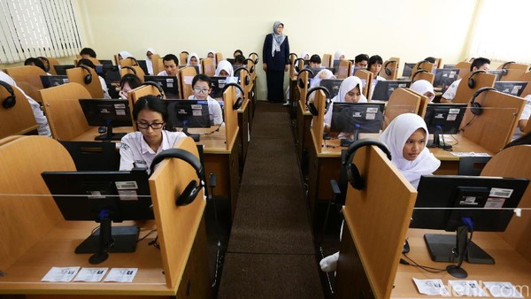 Tahun ini, Tingkat Kelulusan Siswa SMA di Riau Capai 98,86 Persen