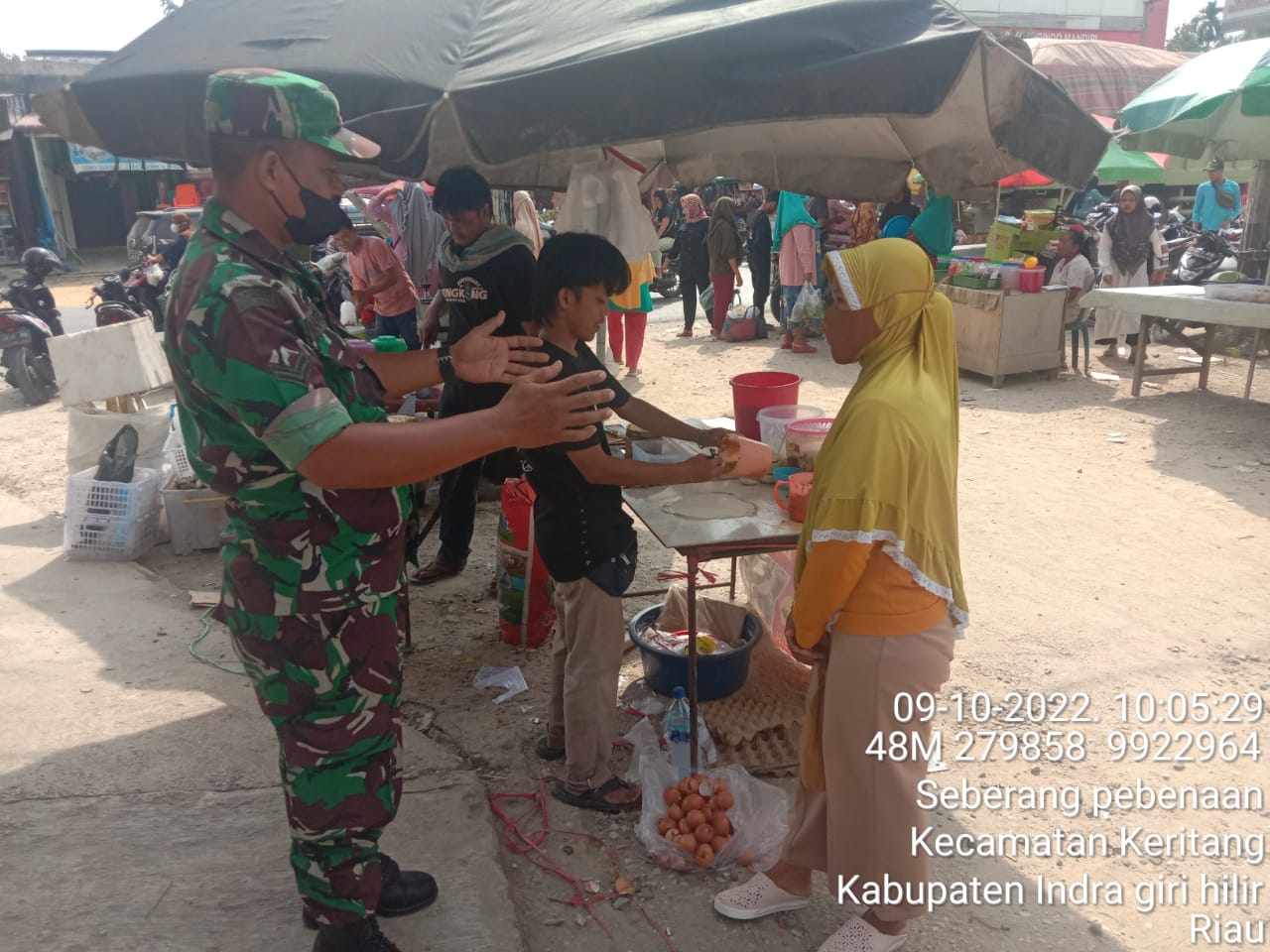 Patuhi Prokes Sesuai Arahan Pemerintah Terus Ditegakkan Oleh Personel Koramil 09/Kemuning