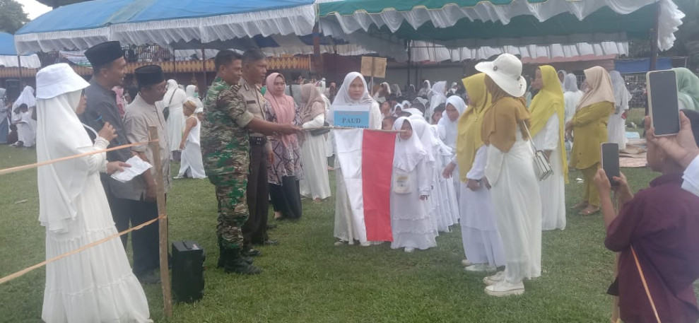 Danramil 09/Kemuning Dampingi Manasik Haji Anak Paud