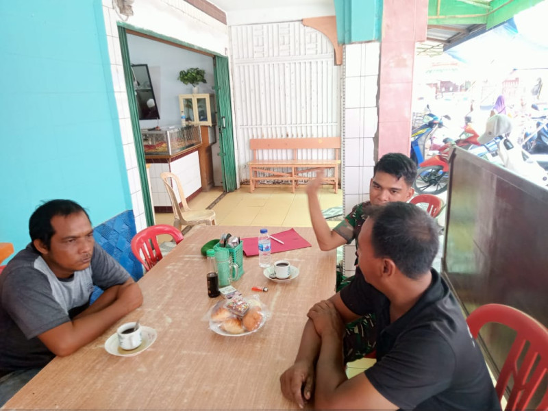 Jalin Kebersamaan dan Kekompakan Antar Sesama Melalui Komsos Koramil 07/Reteh