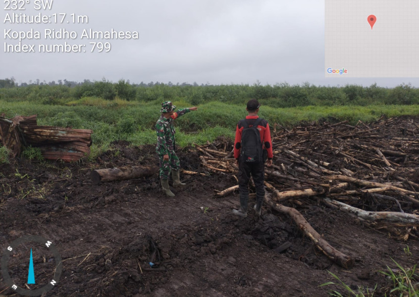 Gencar Terhadap Karlahut, Bhabinsa 05/Gas Kopda Ridho Almahesa Laksanakan Patroli