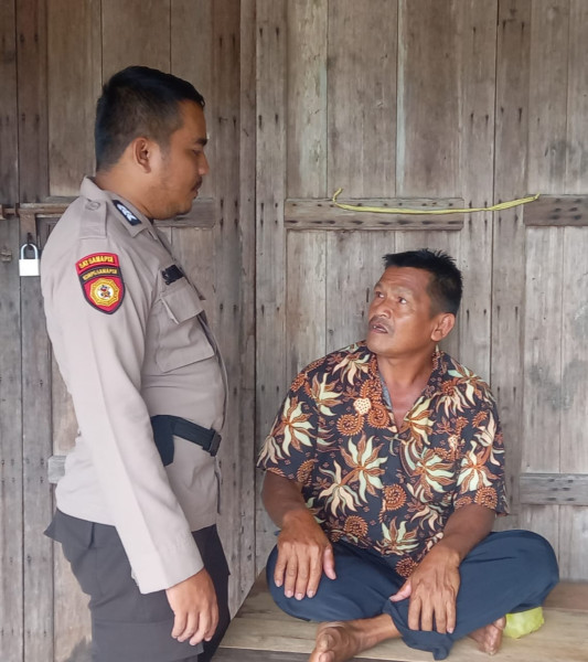 Lewat Sambang Bhabinkamtibmas Desa Gembira Brigadir Sebi Kurniawan Ajak Warga Wujudkan Kamtibmas Kondusif