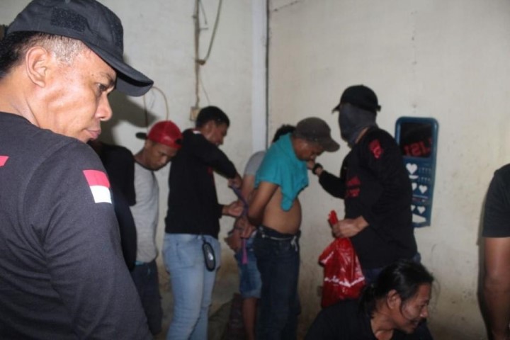 Pesta Sabu di Gang Venus Jakbar, 14 Pemuda Dicokok Polisi