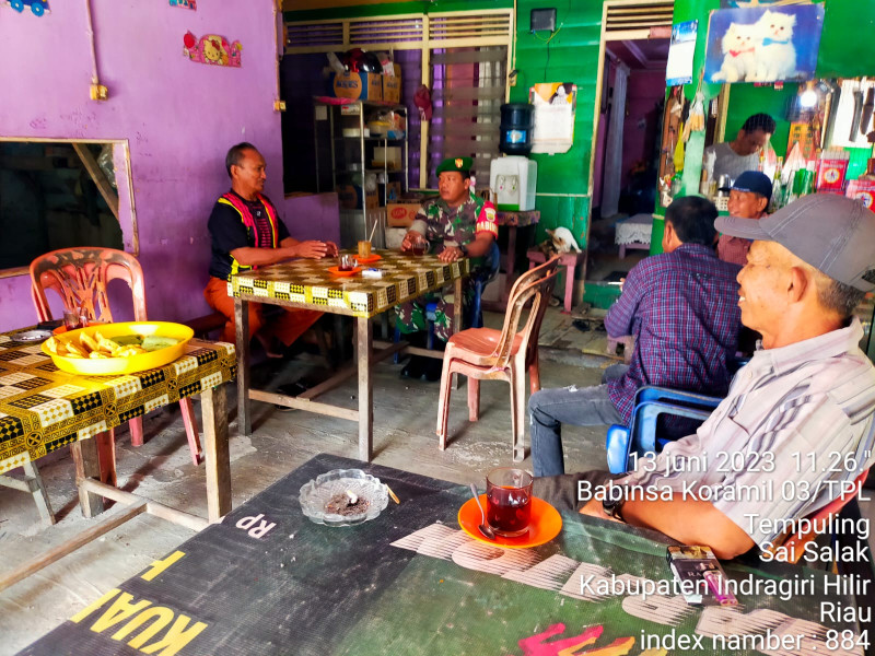 Secara Bergilir Babinsa Koramil 03/Tpl Sambangi Warga Desa Binaan Melalui Komsos