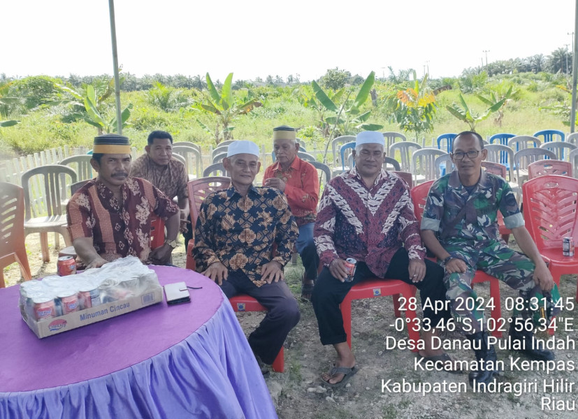 Babinsa Koramil 03/Tpl Giat Komsos Dengan Tomas dan Toga
